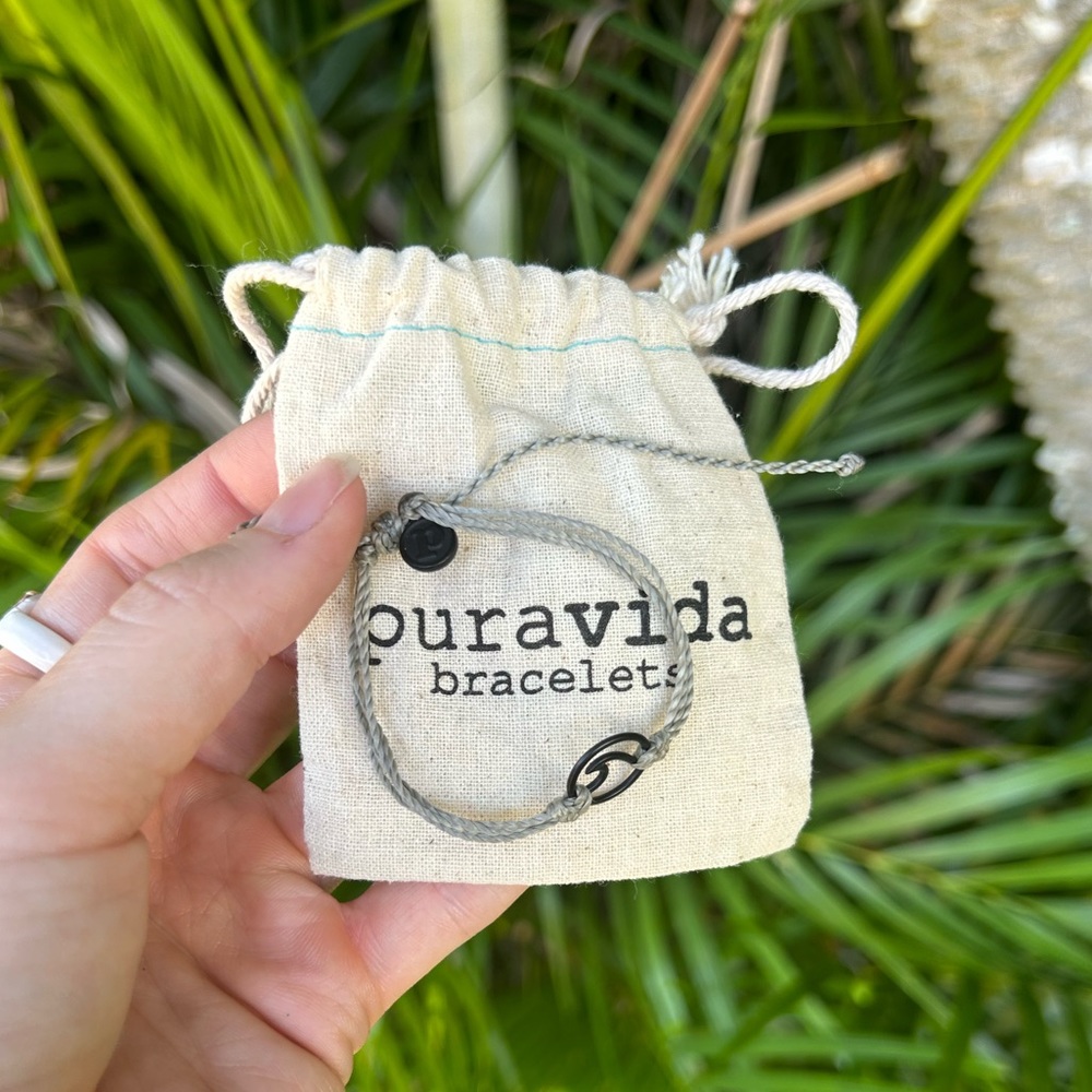 Pura Vida Wave Bracelet